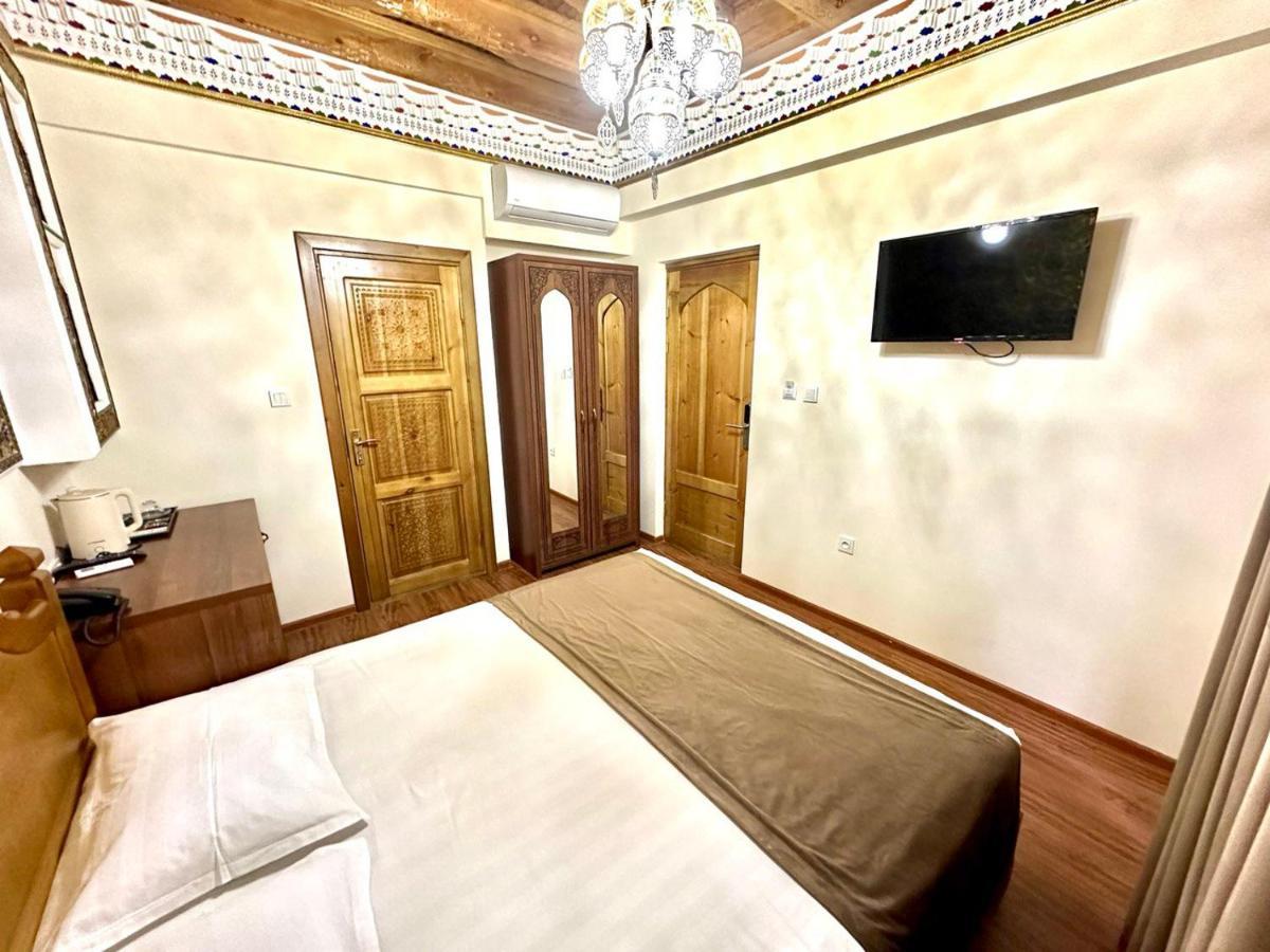 Antique Hotel Imran Buhara Kültér fotó